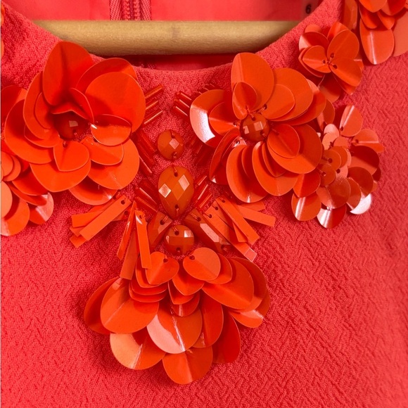 TRINA TURK Coral Beaded Shift Dress, size 6 - Picture 7 of 10